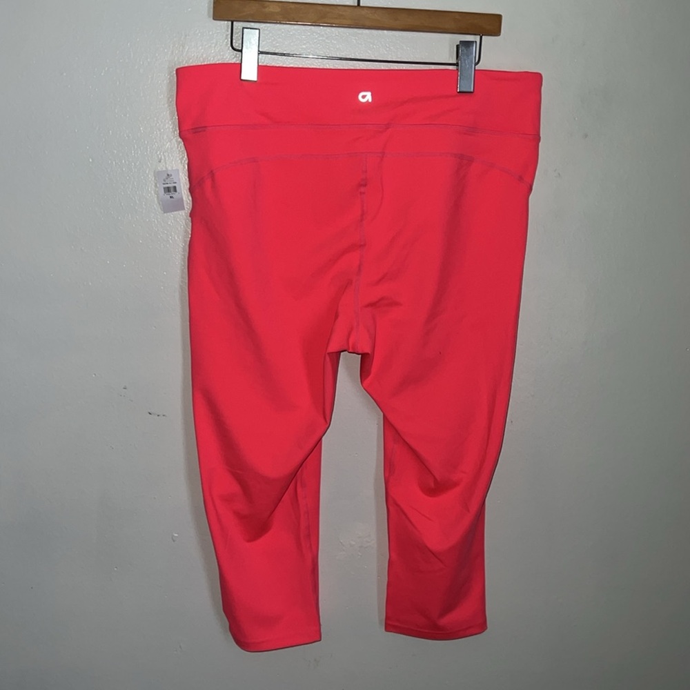 NWT GAP leggings. Size XL. Color: hot pink. - Picture 4 of 5